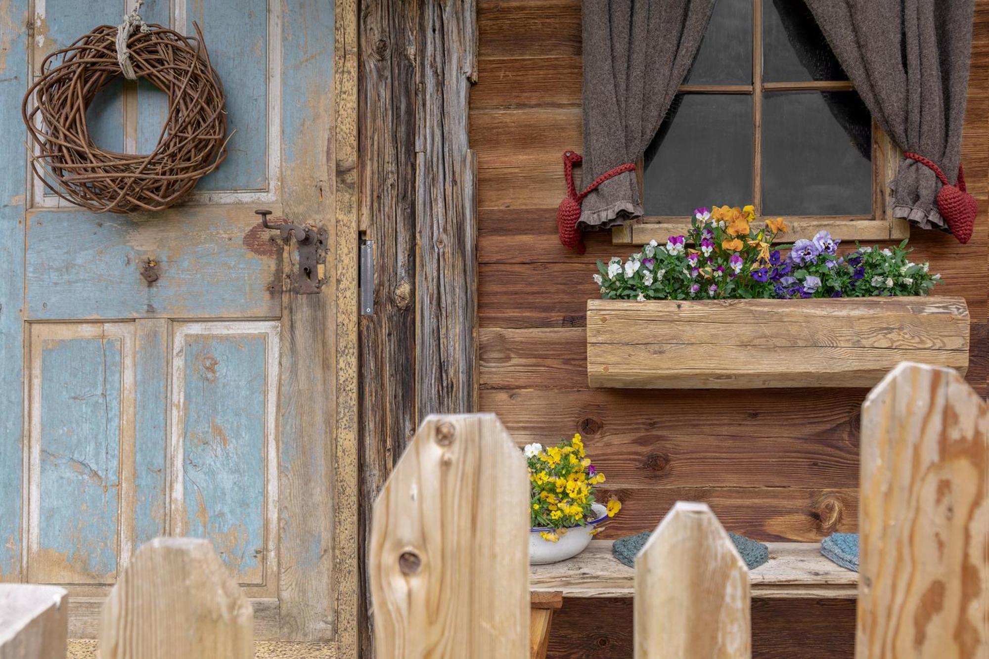 Chalet Ciasa Tino & Sara - Belaval Apartments Corvara In Badia Ngoại thất bức ảnh