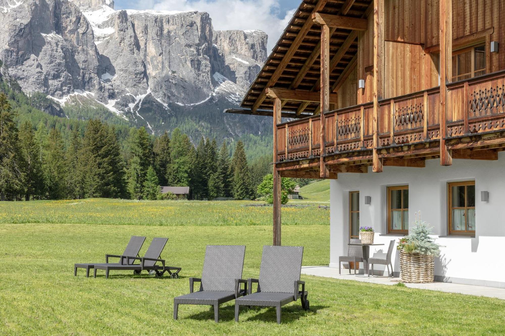 Chalet Ciasa Tino & Sara - Belaval Apartments Corvara In Badia Ngoại thất bức ảnh