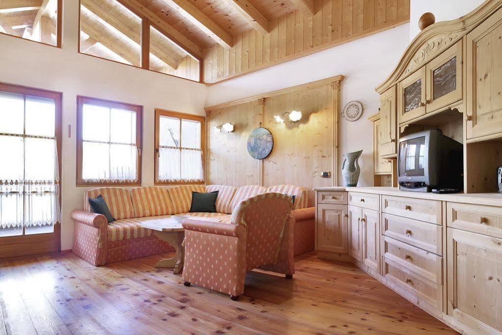 Chalet Ciasa Tino & Sara - Belaval Apartments Corvara In Badia Ngoại thất bức ảnh